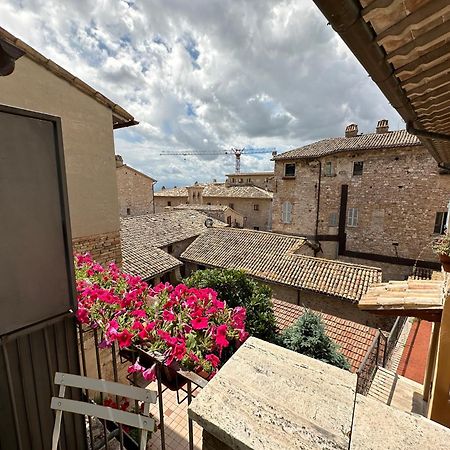 Portica Apartment Assisi Szoba fotó